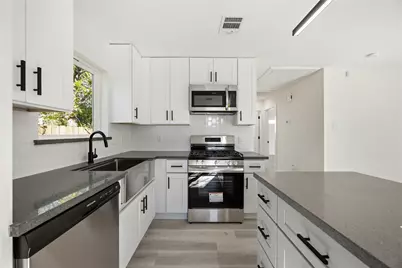 1503 Cavalcade Street, Houston, TX 77009 - Photo 4