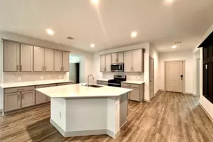 7719 Suffolk Vly Ln, Rosharon, TX 77583 - Photo 4