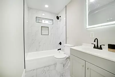 12930 Segrest Drive, Houston, TX 77047 - Photo 10