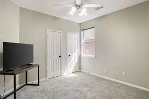 5710 Shady Hollow Ct, Rosharon, TX 77583 - Photo 18