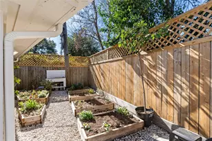 7811 Wickersham Ln, Houston, TX 77063 - Photo 36