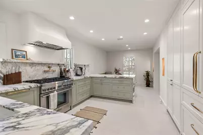 7811 Wickersham Lane, Houston, TX 77063 - Photo 12