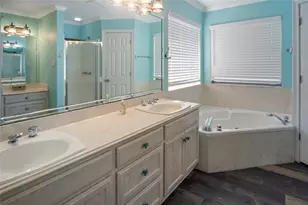 962 Raymond, Crystal Beach, TX 77650 - Photo 22