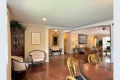 129 Circle Dr, Cleveland, TX 77327 - Photo 6