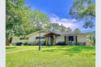 129 Circle Dr, Cleveland, TX 77327 - Photo 2