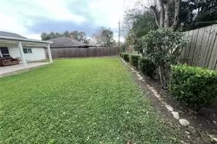 2211 Pilgrims Bend Dr, Friendswood, TX 77546 - Photo 24