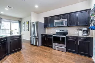 8218 E Pine Creek Bend, Cypress, TX 77433 - Photo 20