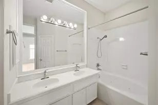 1018 Van Buren St, Houston, TX 77019 - Photo 34