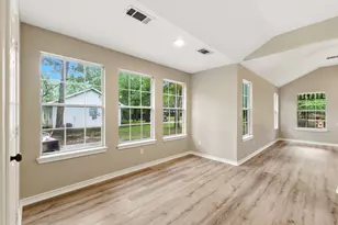 10821 Royal Pines Dr, Conroe, TX 77303 - Photo 16
