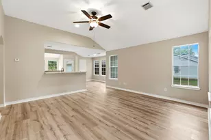 10821 Royal Pines Dr, Conroe, TX 77303 - Photo 8