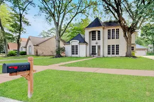 15026 River Park Dr, Houston, TX 77070 - Photo 4