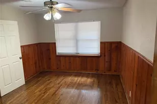 216 Schilling St, Baytown, TX 77520 - Photo 8