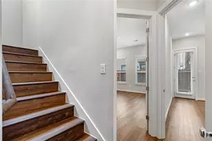 604 Thornton Oaks Rd, Houston, TX 77018 - Photo 6