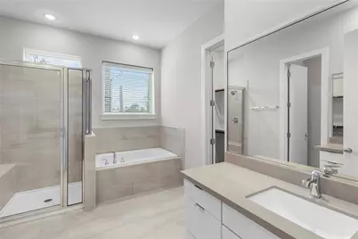 604 Thornton Oaks Road #B, Houston, TX 77018 - Photo 18