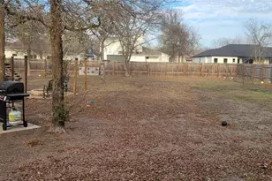 134 Naalehu Ct, Bastrop, TX 78602 - Photo 48