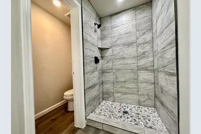 4302 Hirsch Road #B, Houston, TX 77026 - Photo 12