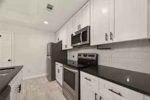 4302 Hirsch Rd, Houston, TX 77026 - Photo 6