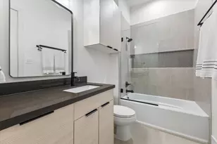 2435 Sheridan St, Houston, TX 77030 - Photo 18