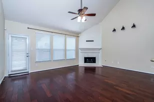 9315 Hidden Ct, Magnolia, TX 77354 - Photo 8