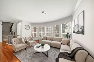 1429 Oneil St, Houston, TX 77019 - Photo 2