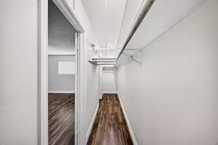 1715 Moritz Dr, Houston, TX 77055 - Photo 10