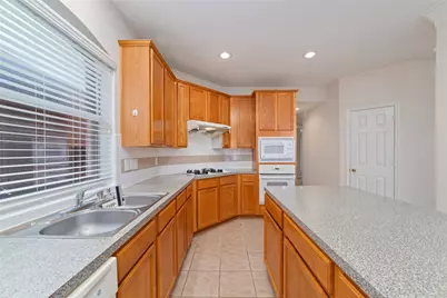 2638 Long Leaf Drive, Sugar Land, TX 77478 - Photo 18