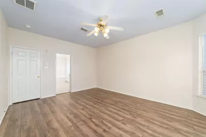 2638 Long Leaf Drive, Sugar Land, TX 77478 - Photo 10