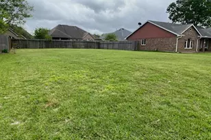 2925 Forest Hills Dr, League City, TX 77573 - Photo 1