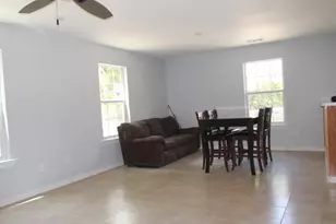 1404 Ave B, Huntsville, TX 77340 - Photo 2