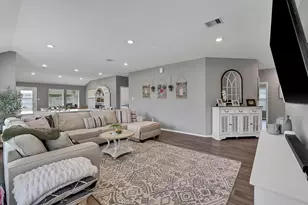 4731 Tindarey Gln Ln, Baytown, TX 77521 - Photo 8