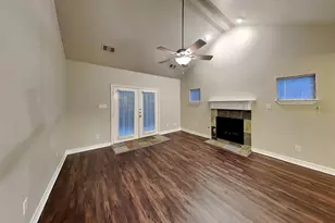 504 Forest Glen St, Conroe, TX 77316 - Photo 6