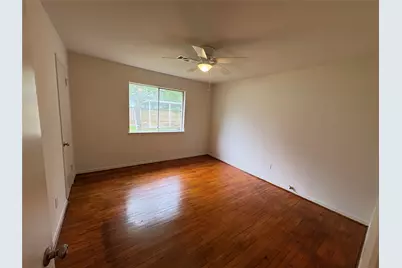 223 Belmont Street, Tomball, TX 77375 - Photo 6