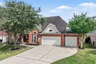 917 Almond Pointe, League City, TX 77573 - Photo 4