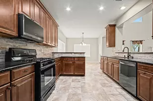 917 Almond Pointe, League City, TX 77573 - Photo 16