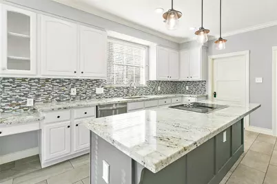 3 Bough Leaf Place, The Woodlands, TX 77381 - Photo 8