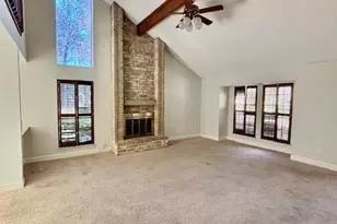 2 Purpletop Ct, The Woodlands, TX 77381 - Photo 8