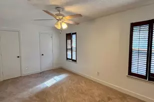 2 Purpletop Ct, The Woodlands, TX 77381 - Photo 16