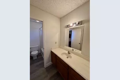 2 Purpletop Court, The Woodlands, TX 77381 - Photo 18