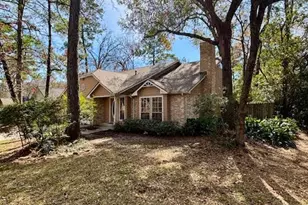2 Purpletop Ct, The Woodlands, TX 77381 - Photo 1