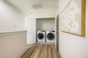 2305 Maury St, Houston, TX 77026 - Photo 24