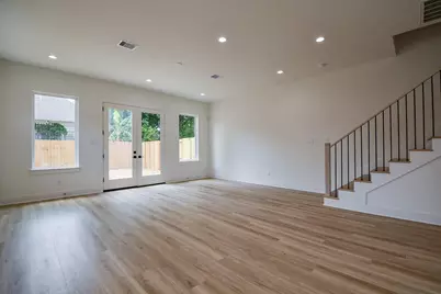 2305 Maury Street, Houston, TX 77026 - Photo 4