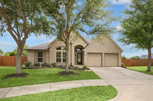 28802 Hollycrest Dr, Katy, TX 77494 - Photo 2