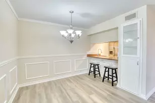2201 Fountain View Dr, Houston, TX 77057 - Photo 14