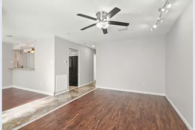 35 N Wavy Oak Circle, The Woodlands, TX 77381 - Photo 4