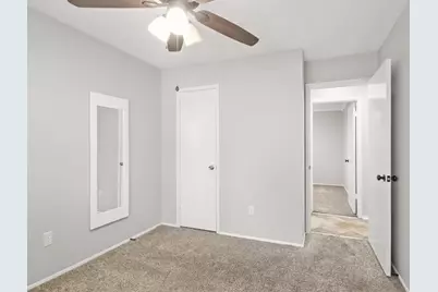 35 N Wavy Oak Circle, The Woodlands, TX 77381 - Photo 14