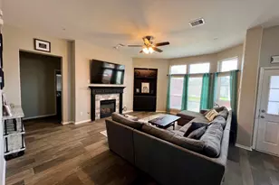 9219 Barnsford Ln, Tomball, TX 77375 - Photo 6