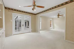 3002 Riata Ln, Houston, TX 77043 - Photo 14