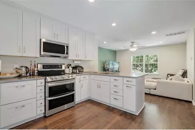 705 Briarmeadow Avenue, Friendswood, TX 77546 - Photo 36