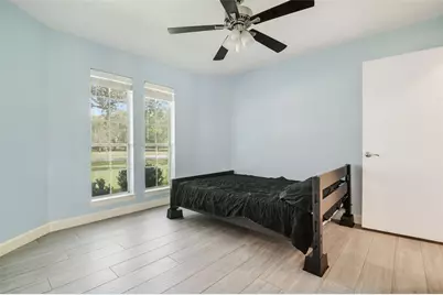 705 Briarmeadow Avenue, Friendswood, TX 77546 - Photo 16