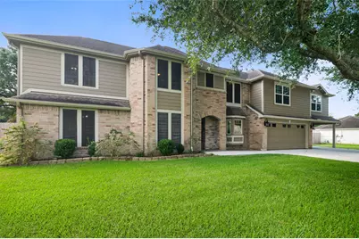 705 Briarmeadow Avenue, Friendswood, TX 77546 - Photo 2